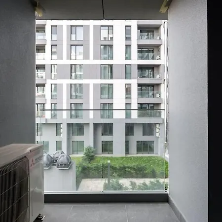 Greenwich I Double Studio With Private Parking Apartment *
